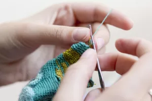Tại Sao Đan Len Handmade Lại Trở Thành Một Hoạt Động Được Yêu Thích Đến Vậy?
